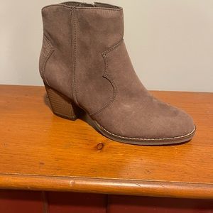 Brand new western style booties!